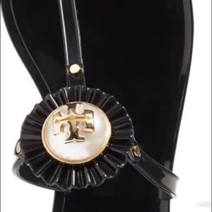 Super Cute & Comfy 💯 Authentic Tory Burch Melody Sandal